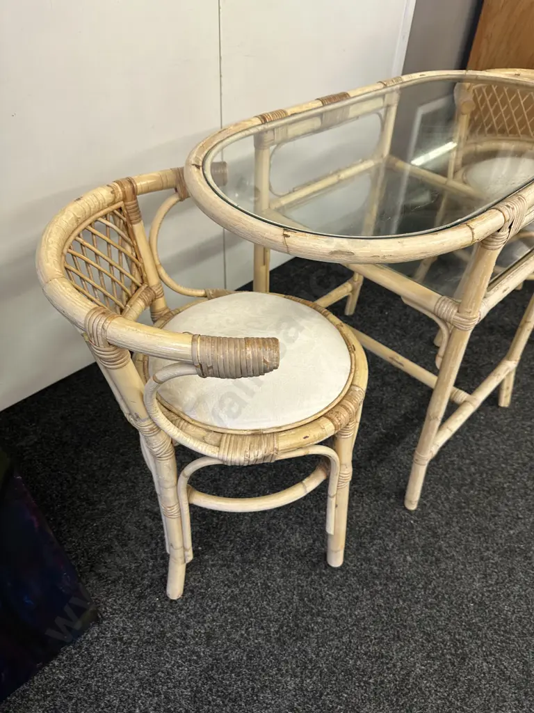Cane & Glass Nesting Patio Suite Image 1++