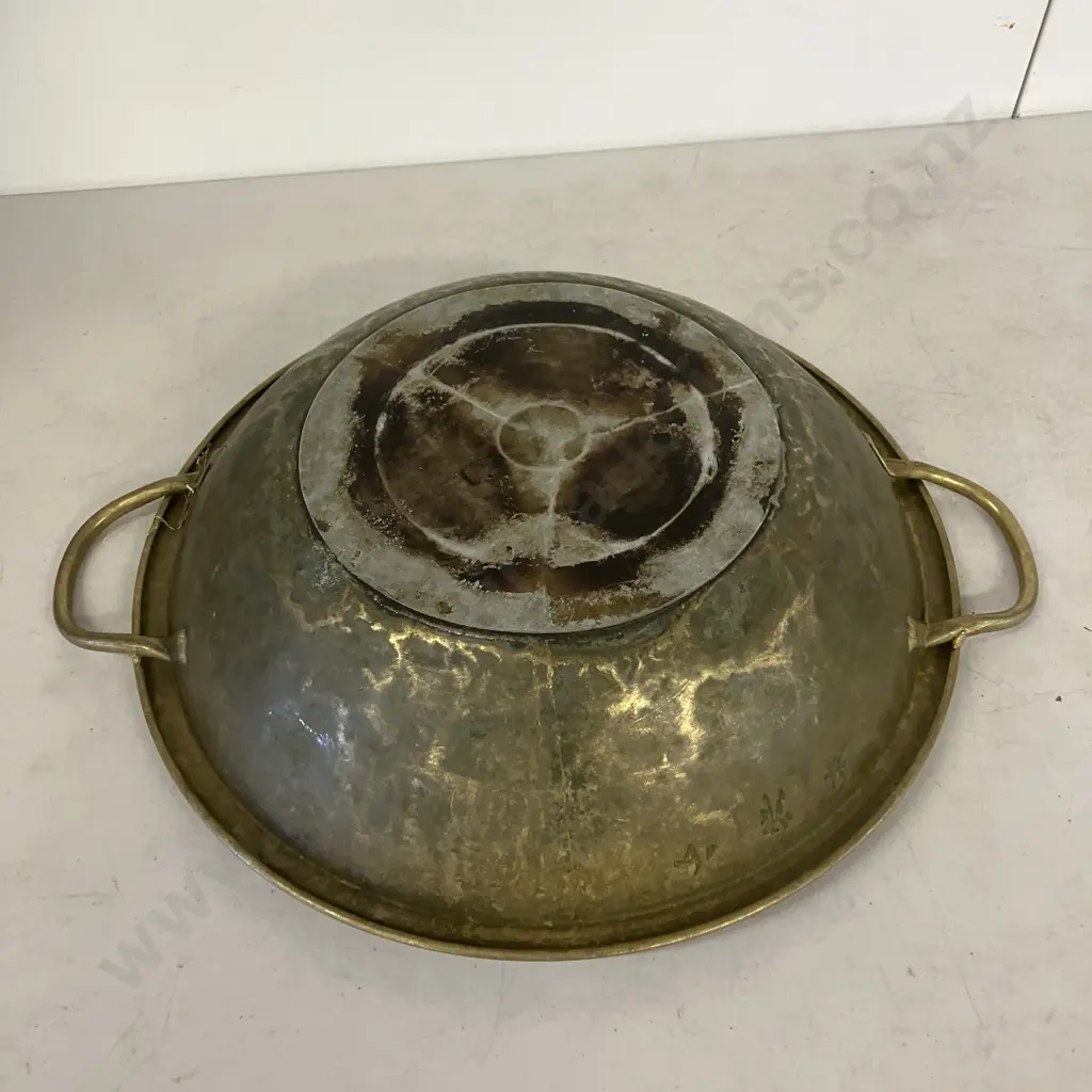 Brass Oriental Divided Hotpot. Dia 44cm Image 1++