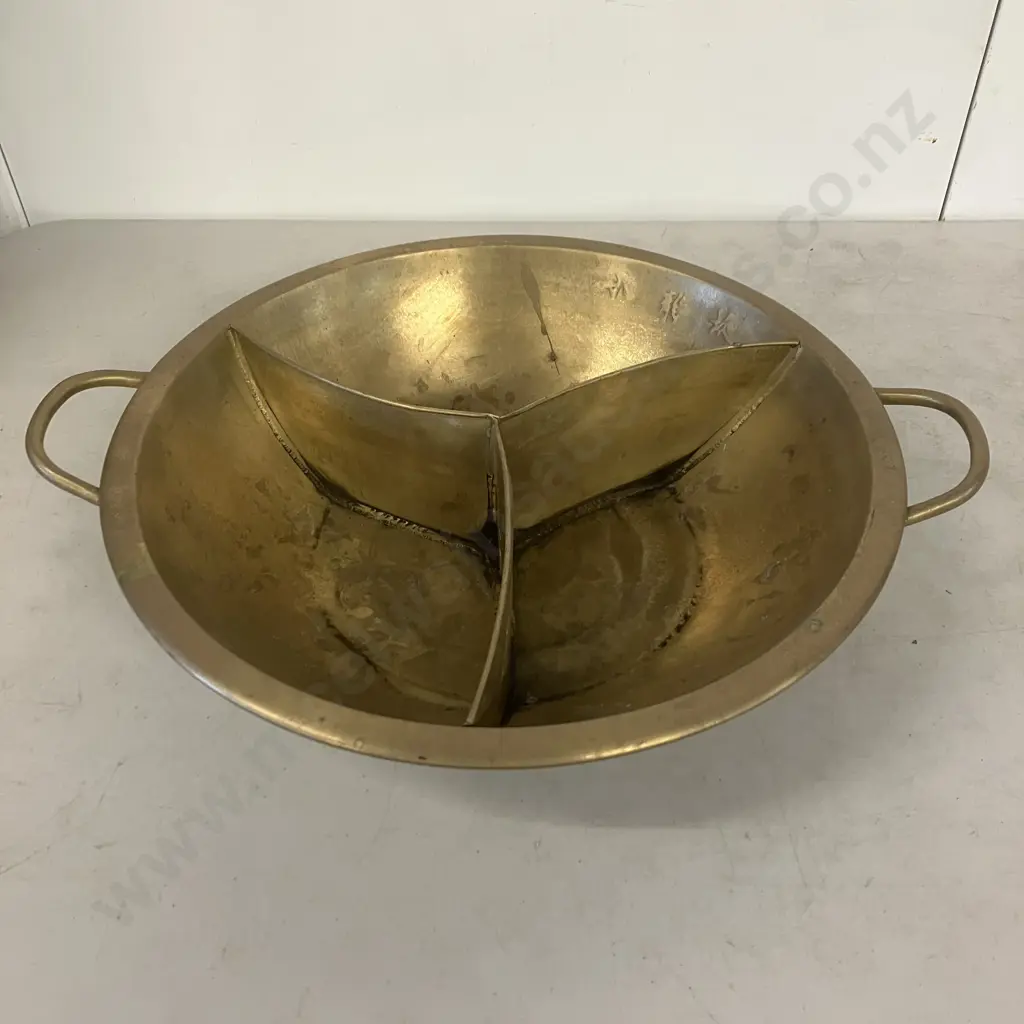 Brass Oriental Divided Hotpot. Dia 44cm Image 1++