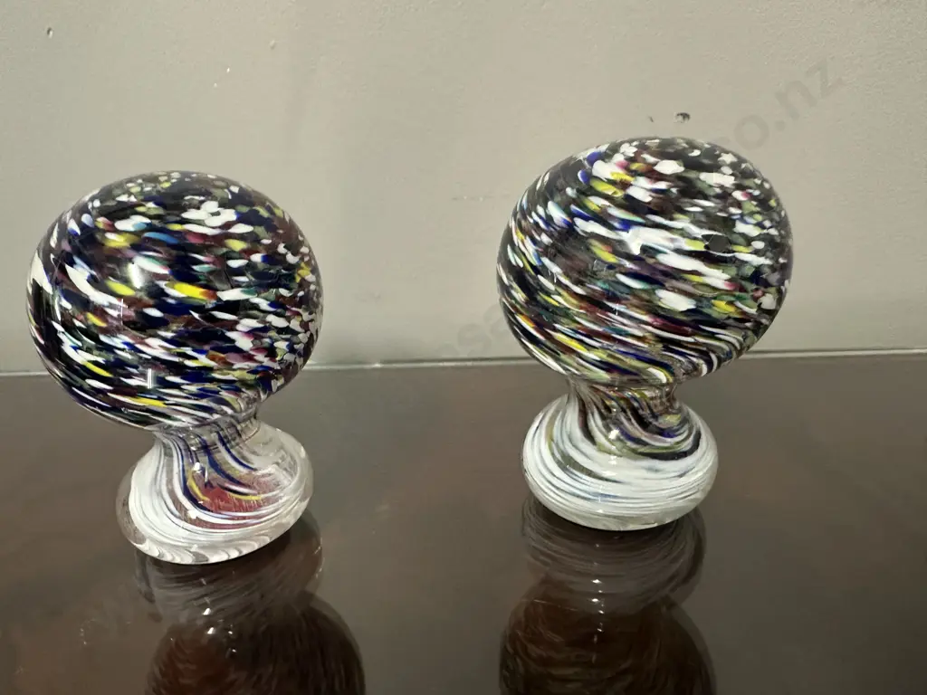 Pair Of Vintage Hand Blown 'Hokitika' NZ Art Glass Kiwi Bird Sculpture Image 1++