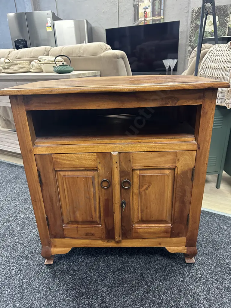 Wooden TV Cabinet One Shelf, Two Door H81,W74,D53cm. Image 1++