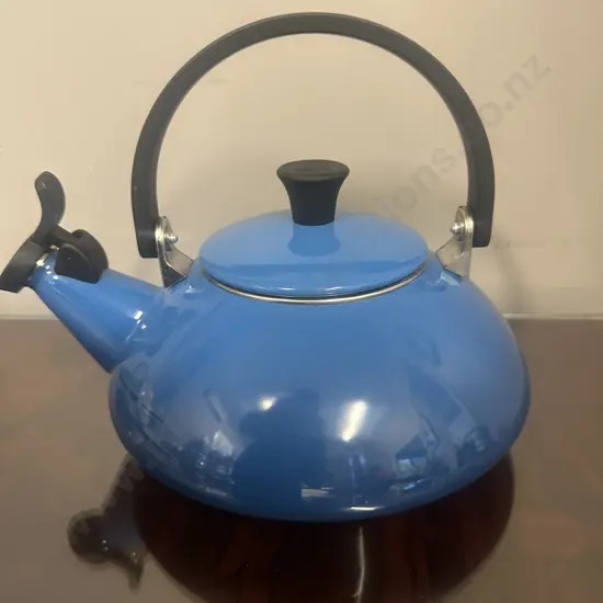Le Creuset Zen Kettle Marseille Blue With Whistle