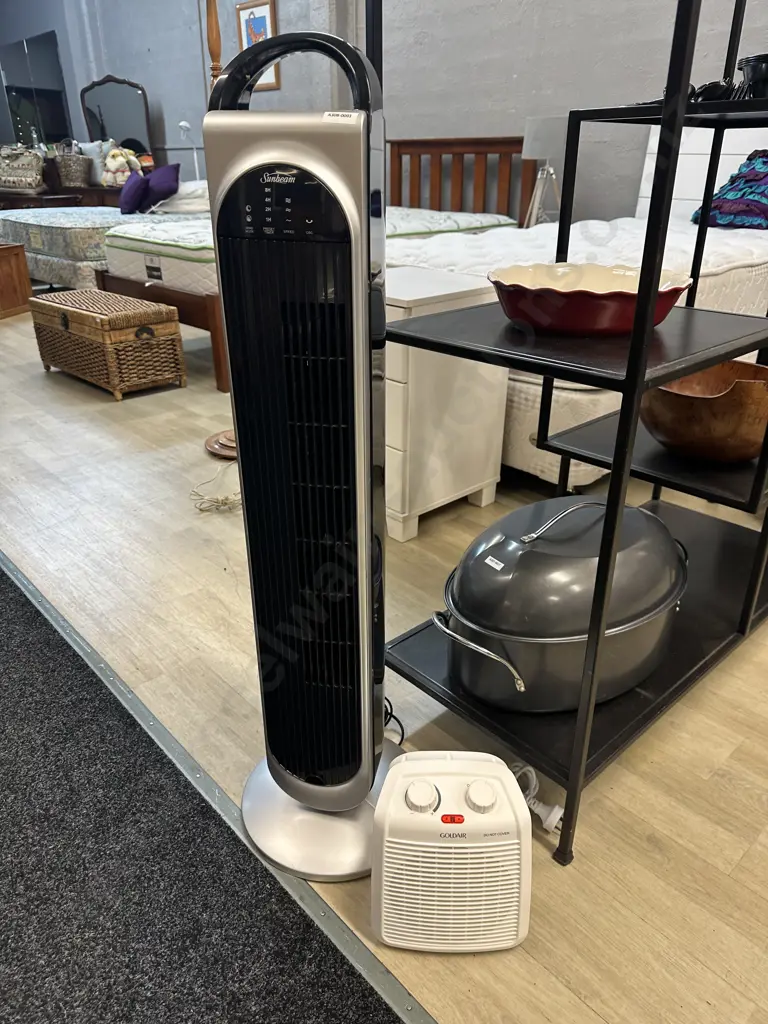 Sunbeam Loft Oscillating Fan with Handle FA7450. H99cm & Goldair Fan Heater FHO120 Image 1++
