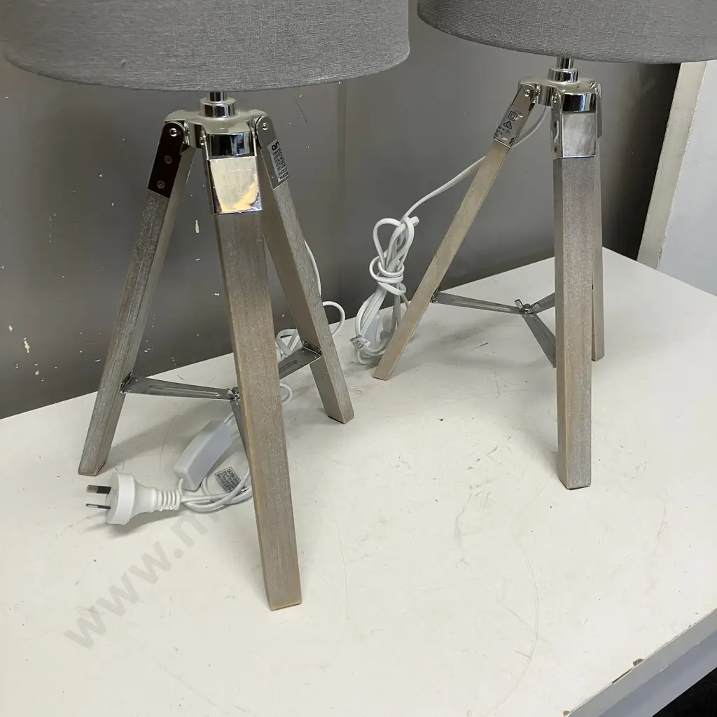 Pair of Wooden Tripod Table Lamps Image 1++