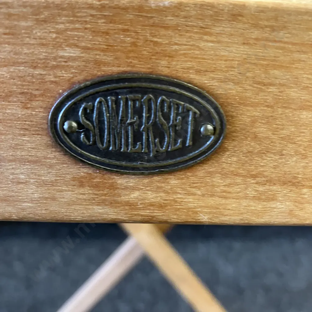 SOMERSET Butlers Tray Table With Stand Image 1++