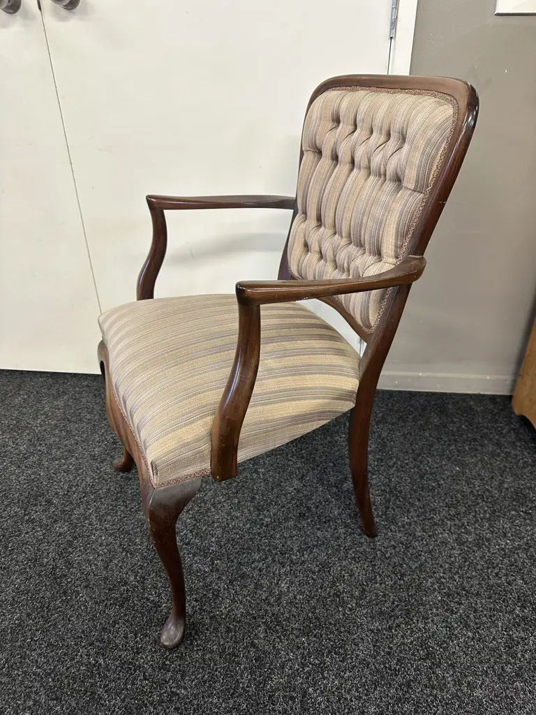 Mahogany Armed Chair, Button Back, Blue / Brown Toned Fabric Image 1++