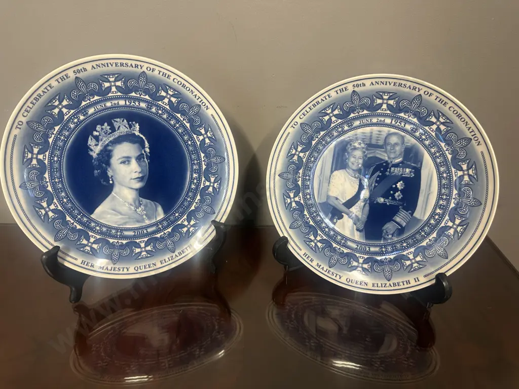 Wedgwood Commemorative Plates Celebrating 50th Anniversary Of The Coronation Queen Elizabeth ll Image 1++