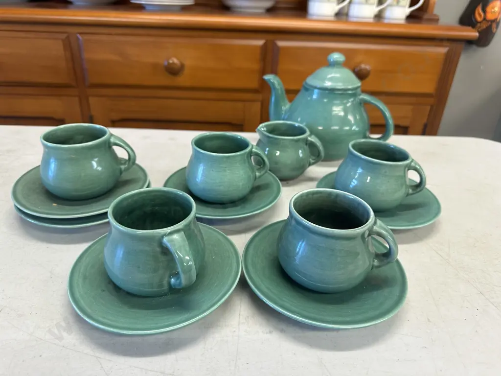 Vintage Green Pottery Tea Ware  Image 1++