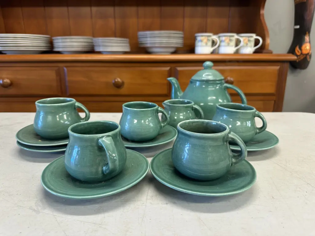 Vintage Green Pottery Tea Ware  Image 1++
