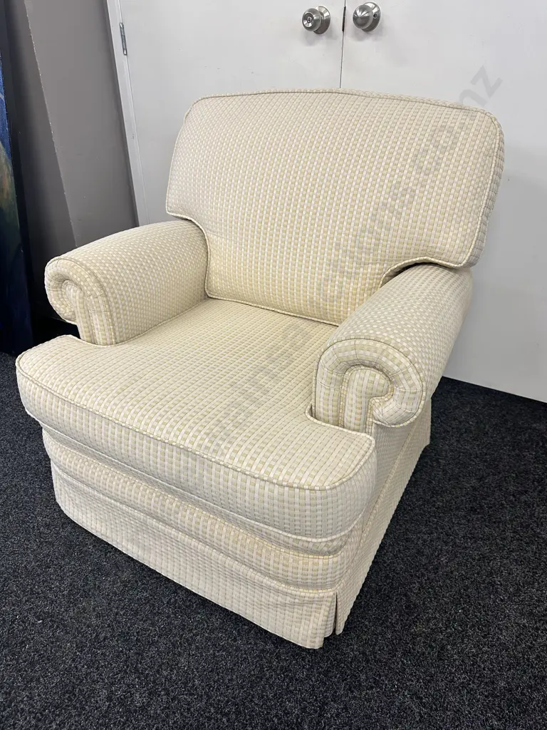 White & Gold Colour Check Rolled Arm Armchair Image 1++