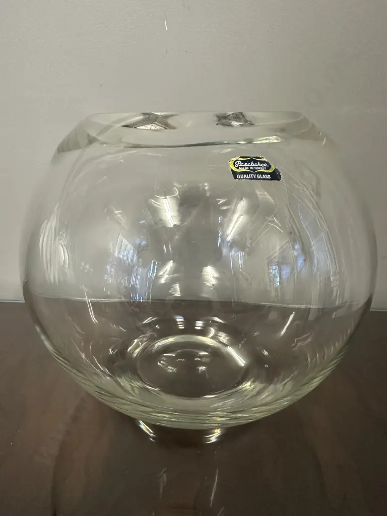 Quality Glass Bowl Made In Turkey H20,Dia10cm. Image 1++