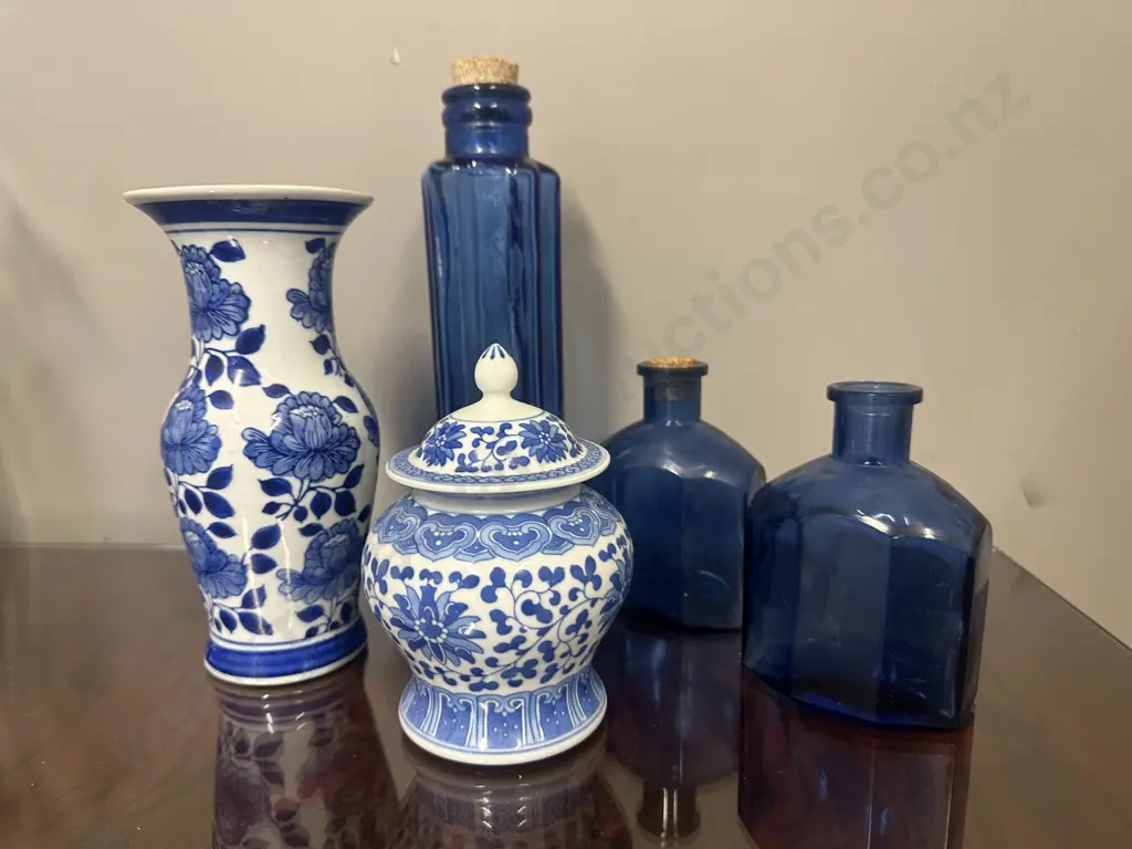 Blue & White China & Glass Items Including Canister, Vase Etc Image 1++