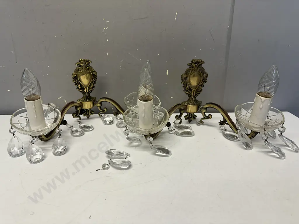 Vintage Brass & Glass Sconce Light Fittings Image 1++