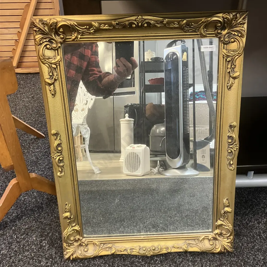 Gilt Ornate Framed Wall Mirror. 61 x 46cm Image 1++