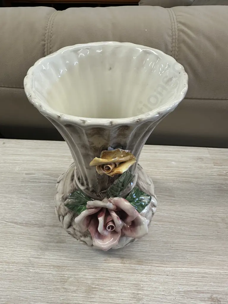 Vintage Italian Porcelain Capodimonte Rose Vase H24cm. Image 1++