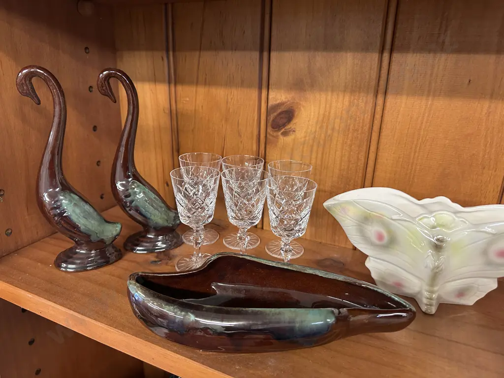 Collection Of Vintage China & Crystal Items Image 1++