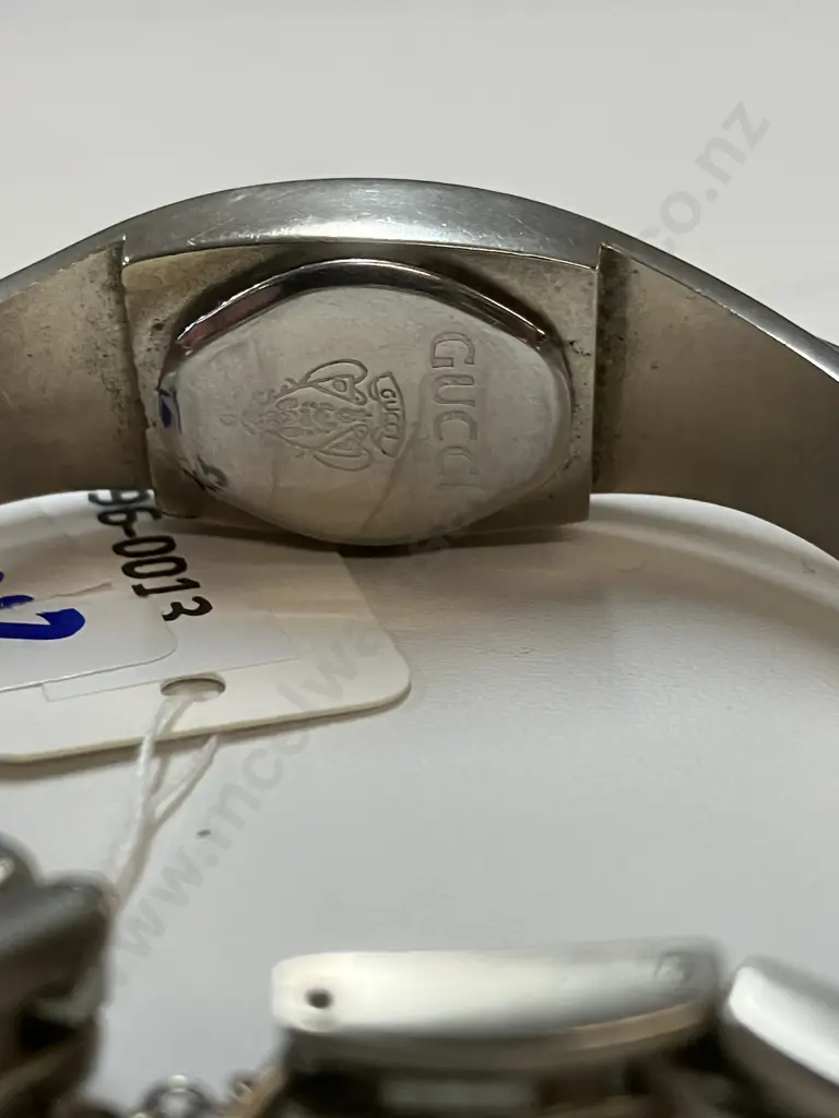 Vintage Gucci Womens Bracelet Watch Image 1++