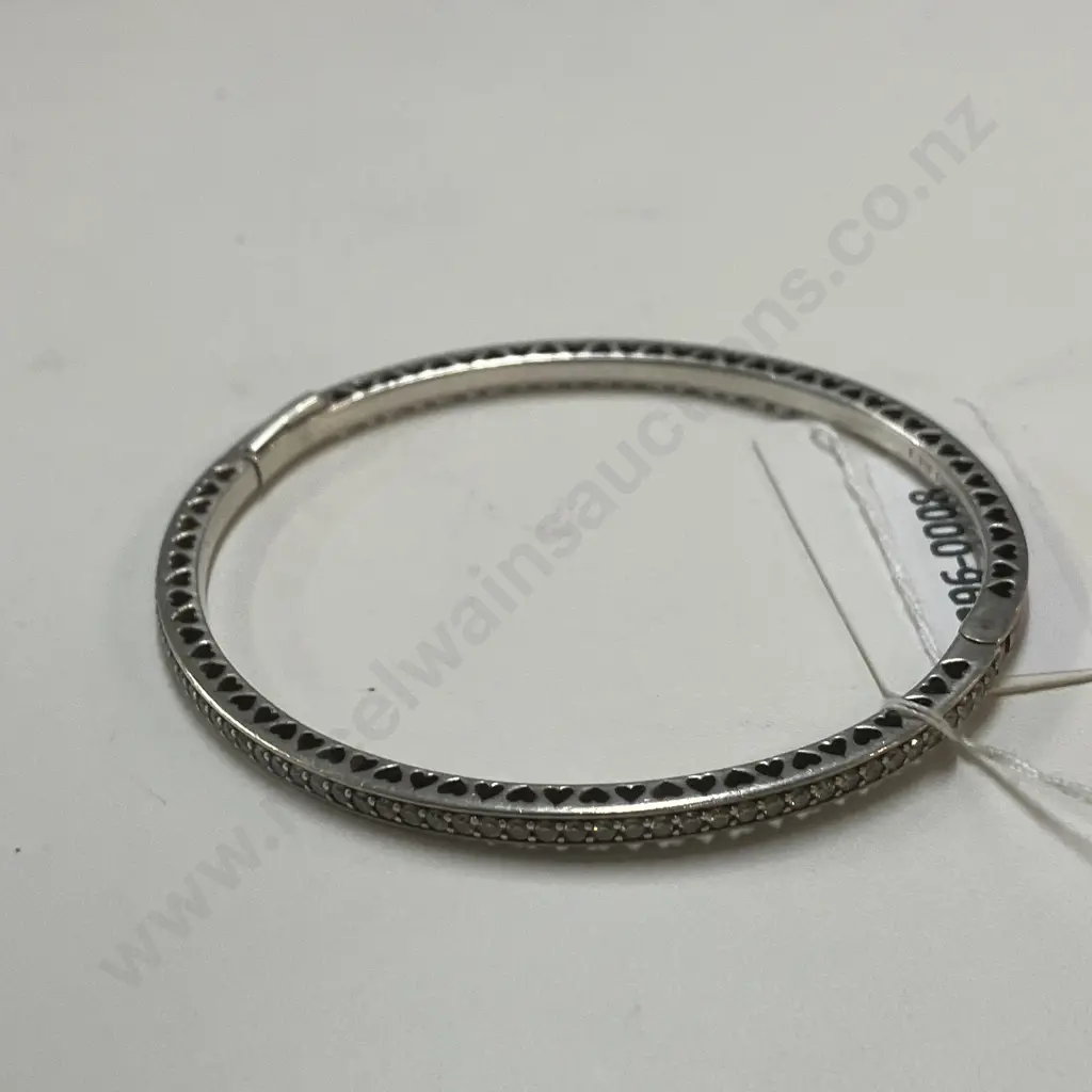 Cerise Radiant Hearts Of Pandora Bangle Stamped 925 Image 1++