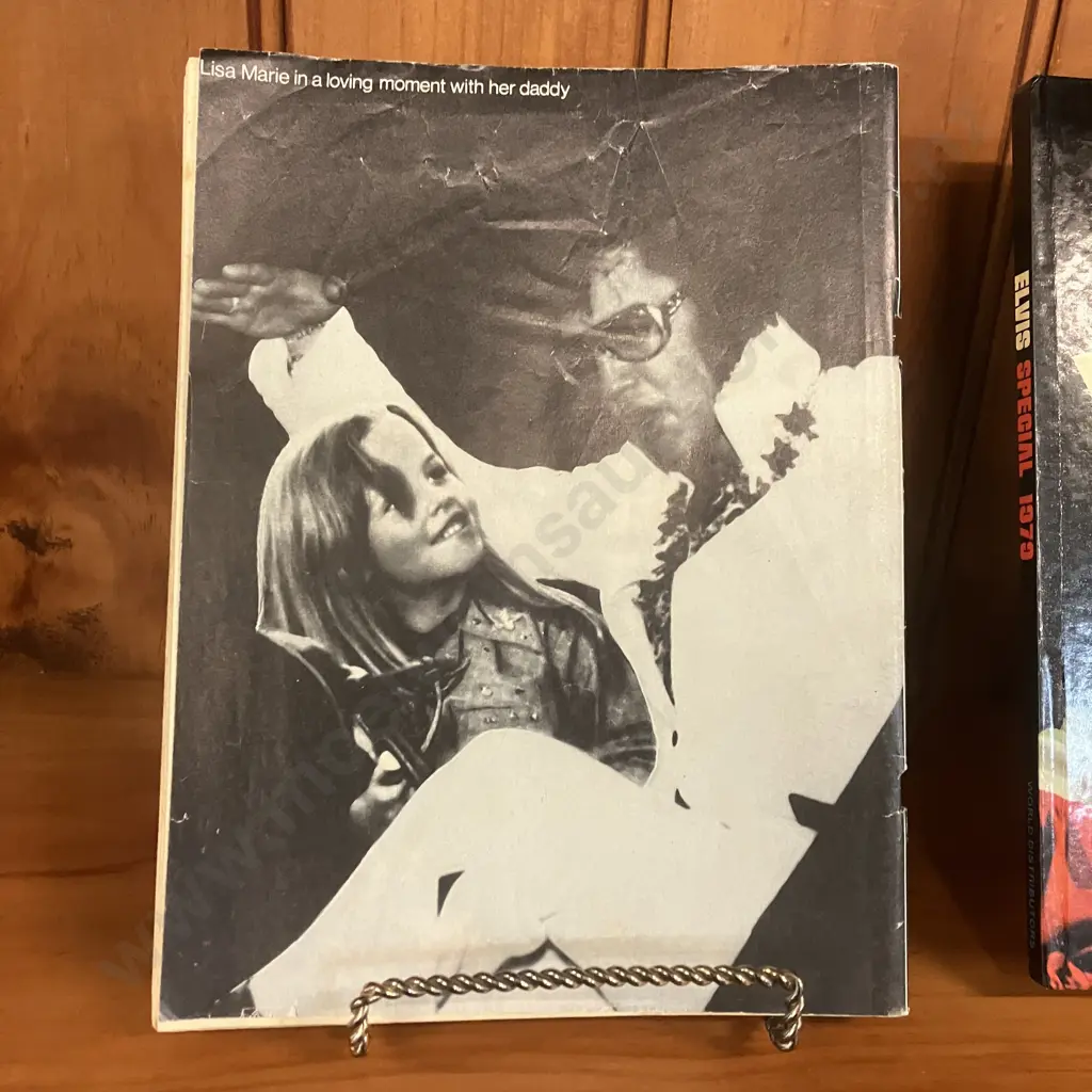 Vintage 1977 Elvis Presley Souvenir Edition Magazine & Elvis Presley Special 1979 Annual (Sold With -015) Image 1++
