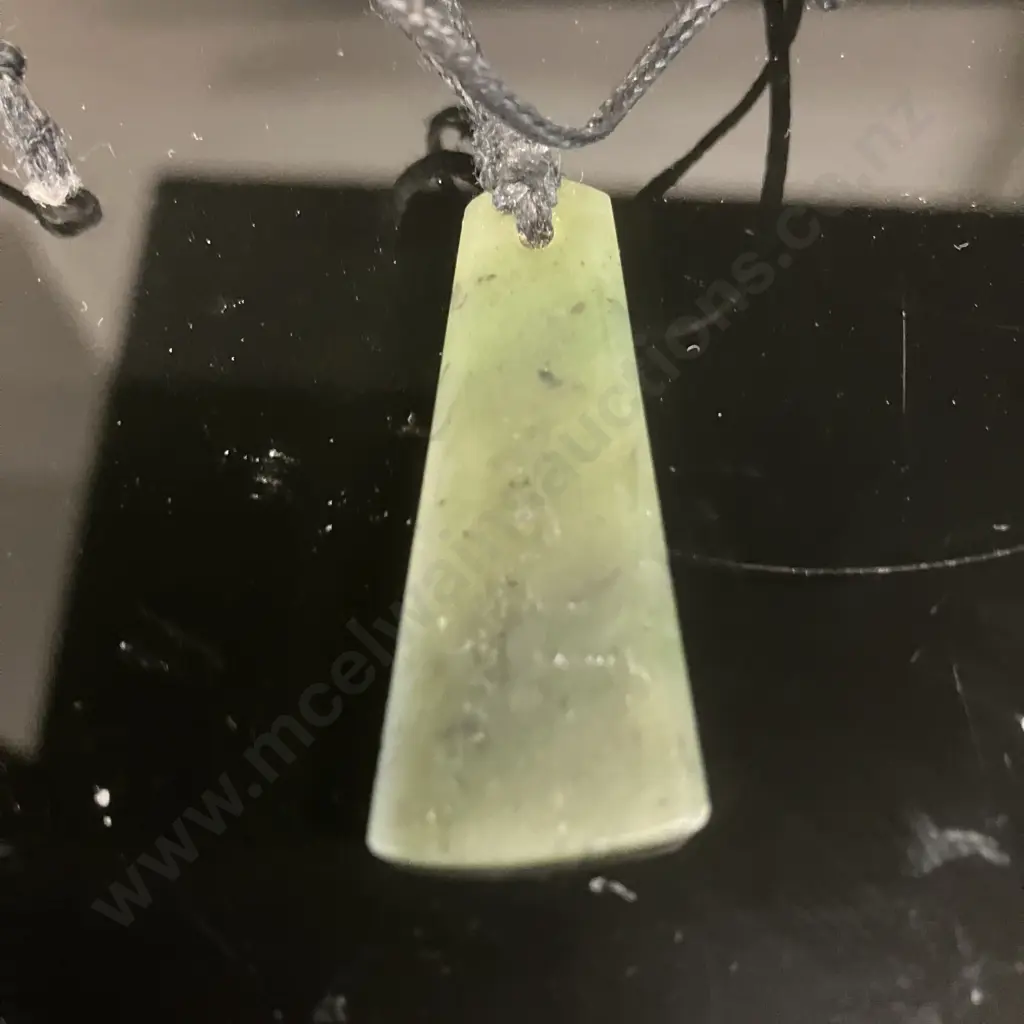 Greenstone Pendant. 4cm Image 1++