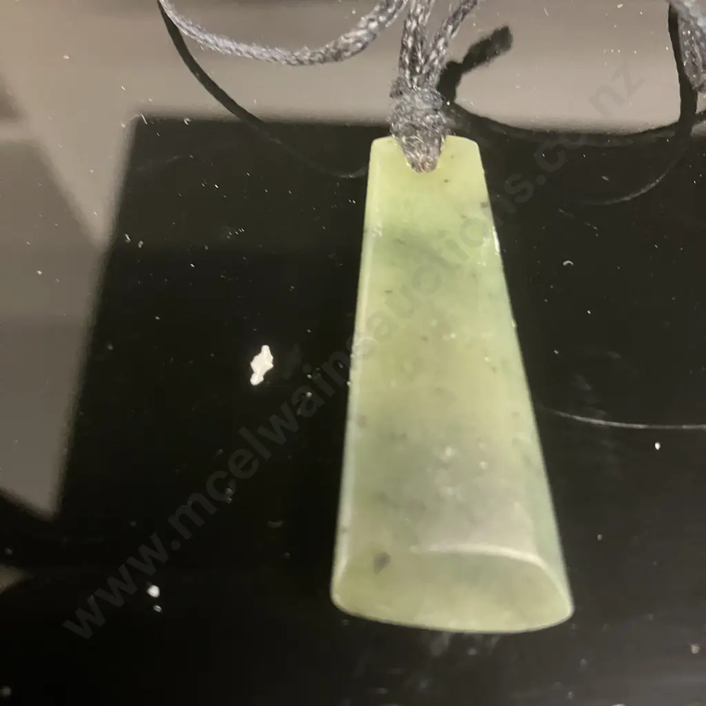 Greenstone Pendant. 4cm Image 1++