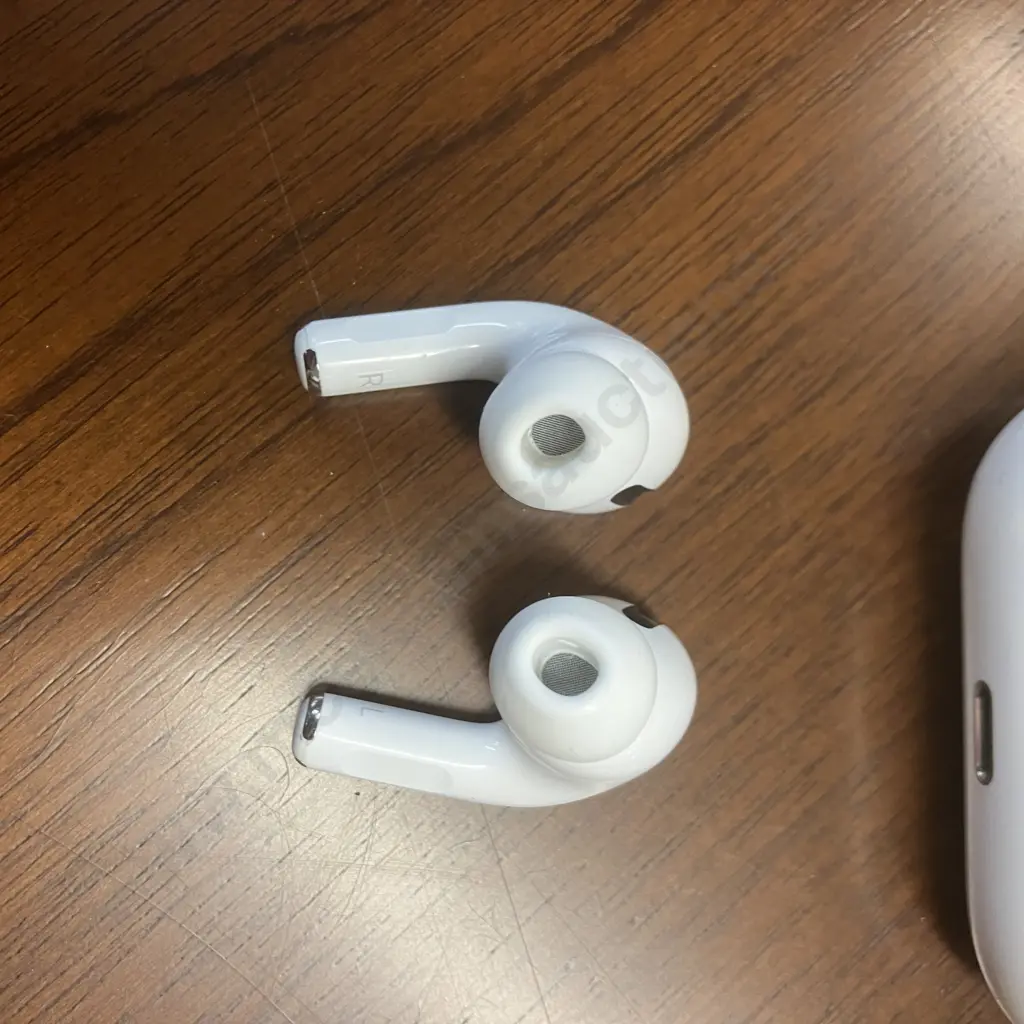 Apple Airpods Pro Model A2084 With A2190 Charging Case Image 1++
