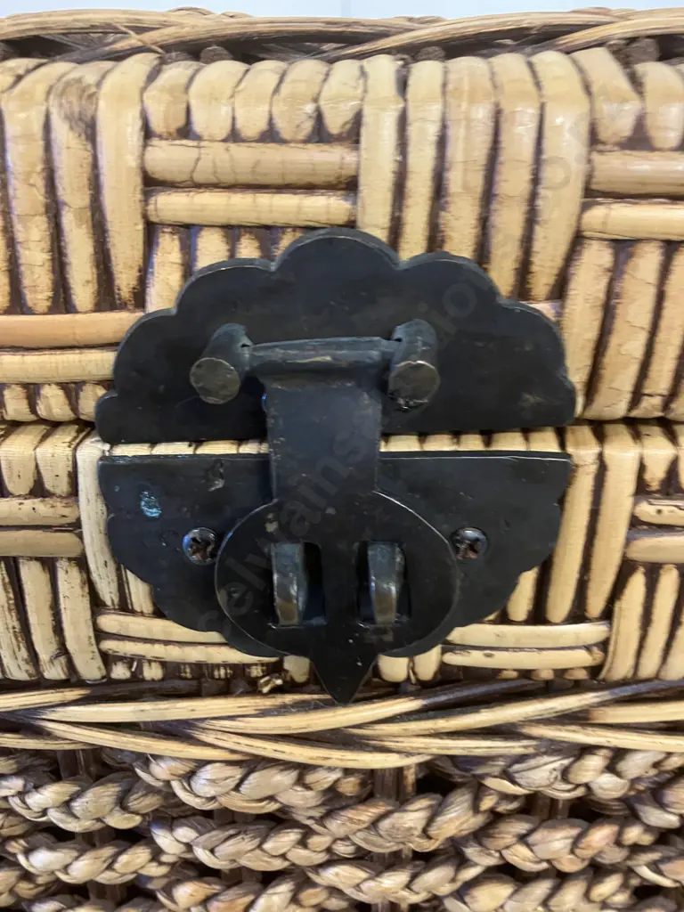 Woven Rattan & Water Hyacinth Storage Chest. H33 W74 D32.5cm Image 1++