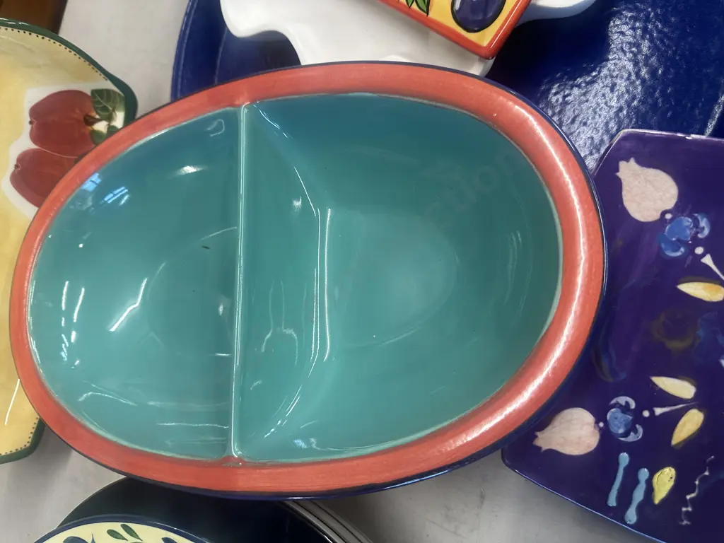 Selection Of Serving Ware Including Temuka Etc Image 1++