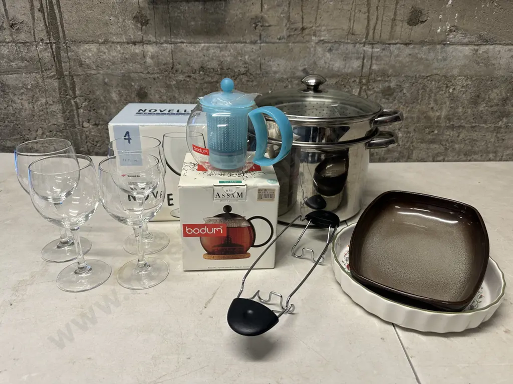 Pasta Pot, Bodum Teapot, Novello Glasses Etc Image 1++