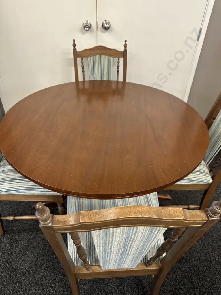 Round Top Mahogany Dining Table, Single Pedestal Base (75 x 106cm) With Four Blue & Cream Striped Fabric Chairs Image 1++