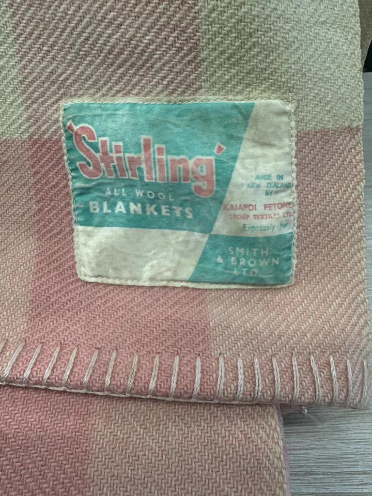 Kaiapoi Petone Stirling Double Woollen Blanket Pink/White Tones Image 1++