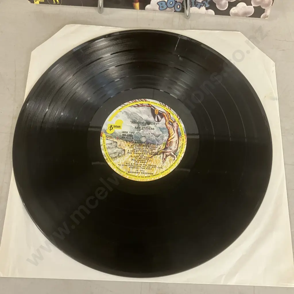 Lot of 9 LPs - Ray Stevens Boogity Boogity, Apollo 11 We Have Landed On The Moon, Idi Amin Broadcasts, Bob Newhart Etc Image 1++