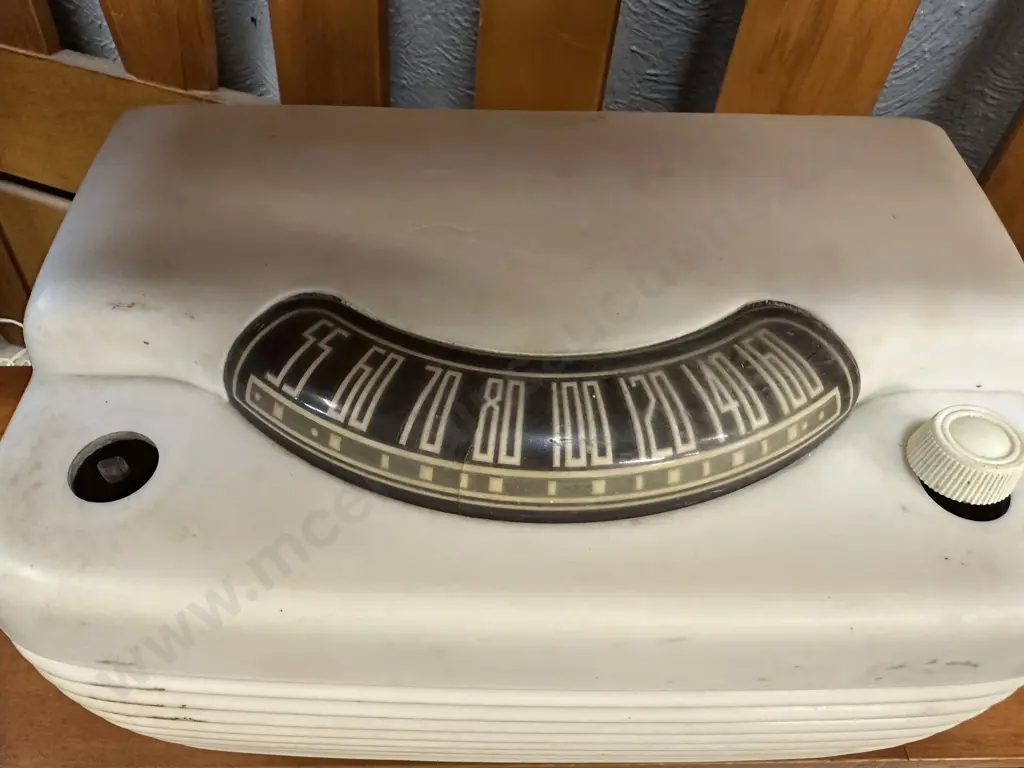 Vintage Hippo Ivory Colour 1951 Philco Model 203 AM Radio (As Found) Image 1++