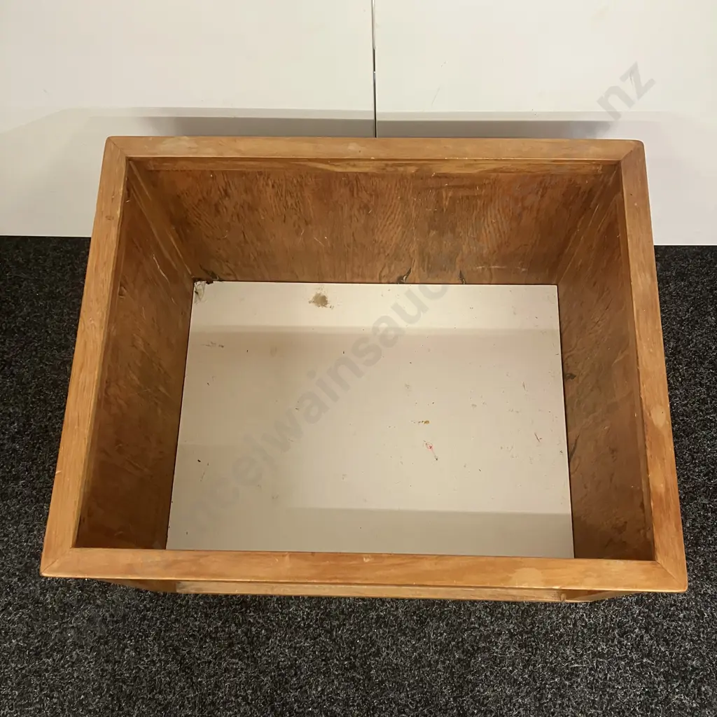 Wooden Toy Box. H41 W65 D52cm Image 1++