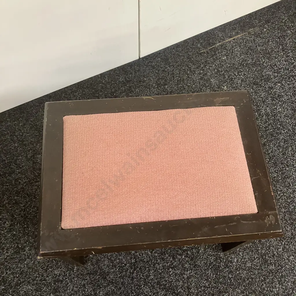Vintage Mahogany Footstool, Pink Upholstered Seat. H35 W44 D31cm Image 1++