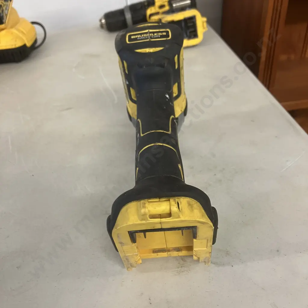 DeWalt DCF787 18V Brushless Impact Driver Skin Image 1++