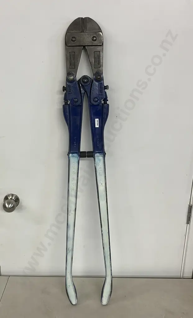Record No 942 42"  Arm Adjusted Bolt Cutters Made In England Image 1++