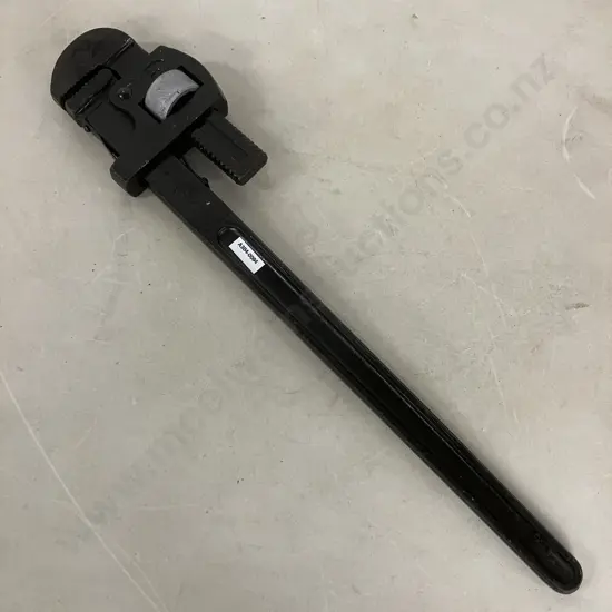 24" Straight Pipe Wrench