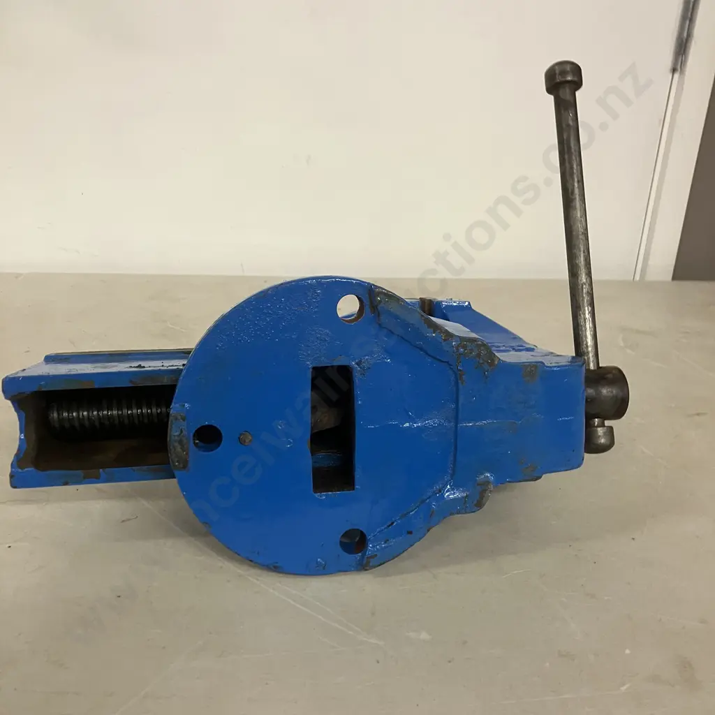 Record No 3 Workshop Vice Made In England, Patent No 196858/28 Image 1++