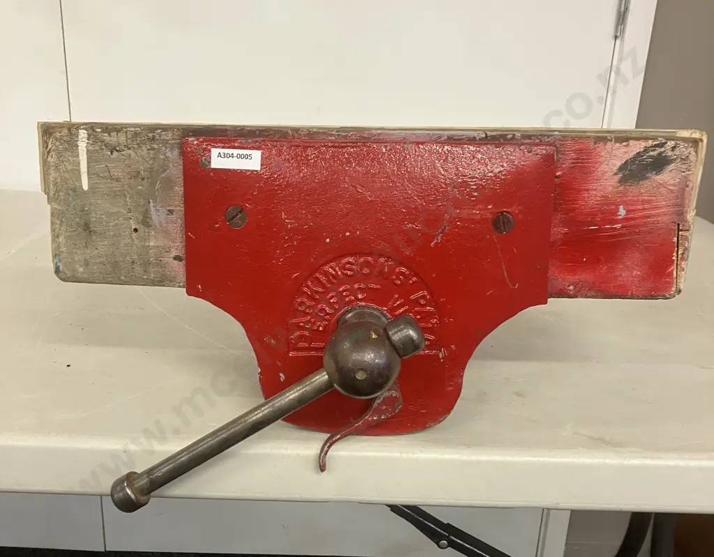 Vintage Parkinsons' Perfect Vise, Quick Release, 9" Jaws, Woodworking Vice Image 1++