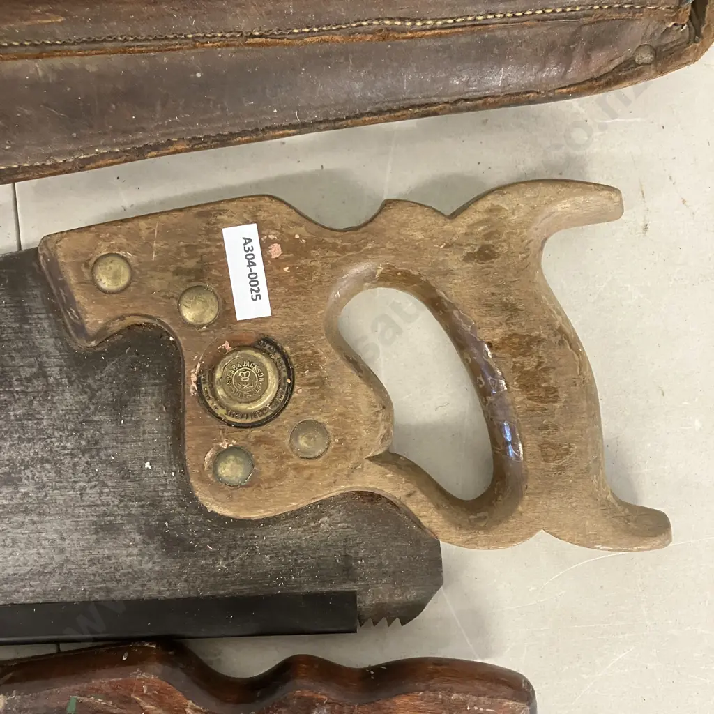 Vintage Leather Carry Case, Disston, Spear & Jackson Saws, Saw Setting Tool & Stabila Level Image 1++