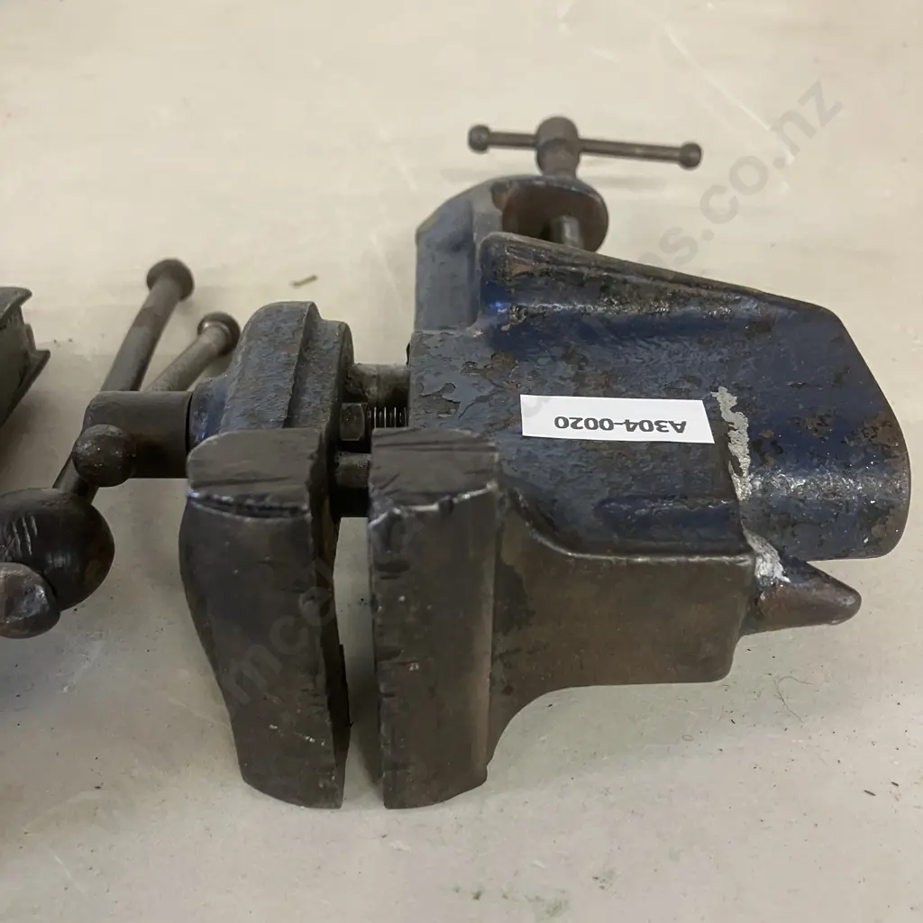 Vintage Mini Jewellers / Gunsmith Vise With Anvil Pad. 14 x 15cm & Small Clamp On Table Vise. 16 x 12cm Image 1++