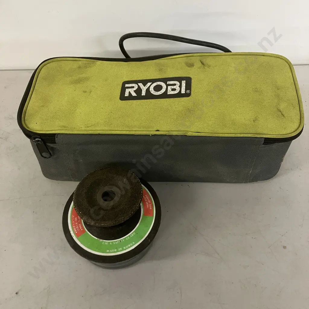 Ryobi 750W 100mm Angle Grinder EAG75100RG In Soft Case With Grinding Discs Image 1++