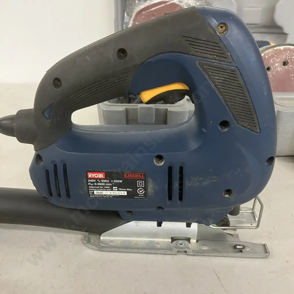 Ryobi Random Orbital Sander ERO400VK In Moulded Case & Ryobi EJS500LL Jigsaw With Blades Image 1++