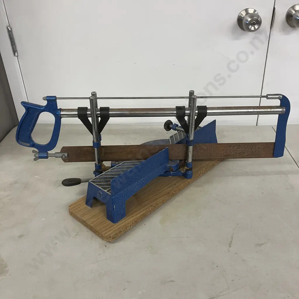 Vintage Mitre Saw - GS.TUV Rheinland (Sold with -35) Image 1++