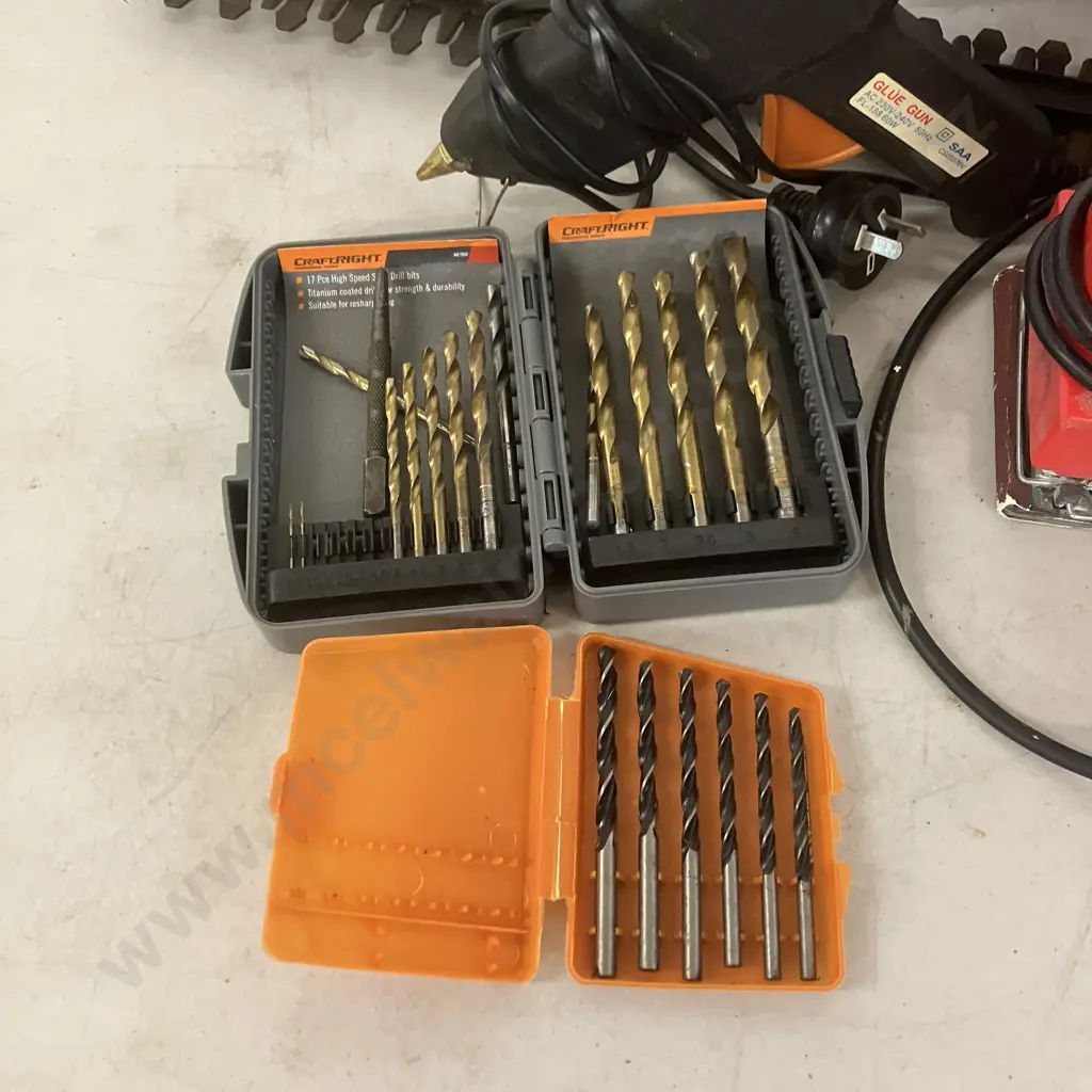 Box Lot - Lifting Straps, Hole Saw, Glue Gun, Hedge Trimmer Etc Image 1++