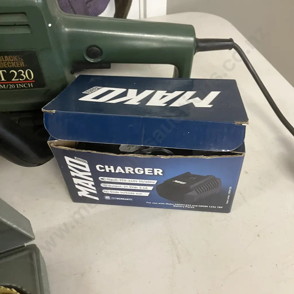 Box Lot - Lifting Straps, Hole Saw, Glue Gun, Hedge Trimmer Etc Image 1++