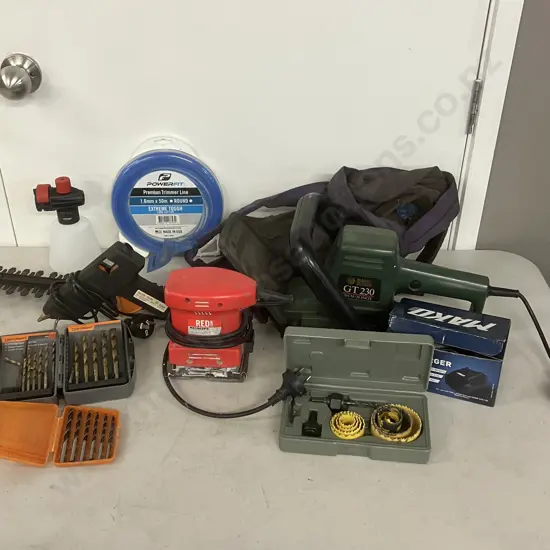 Box Lot - Lifting Straps, Hole Saw, Glue Gun, Hedge Trimmer Etc