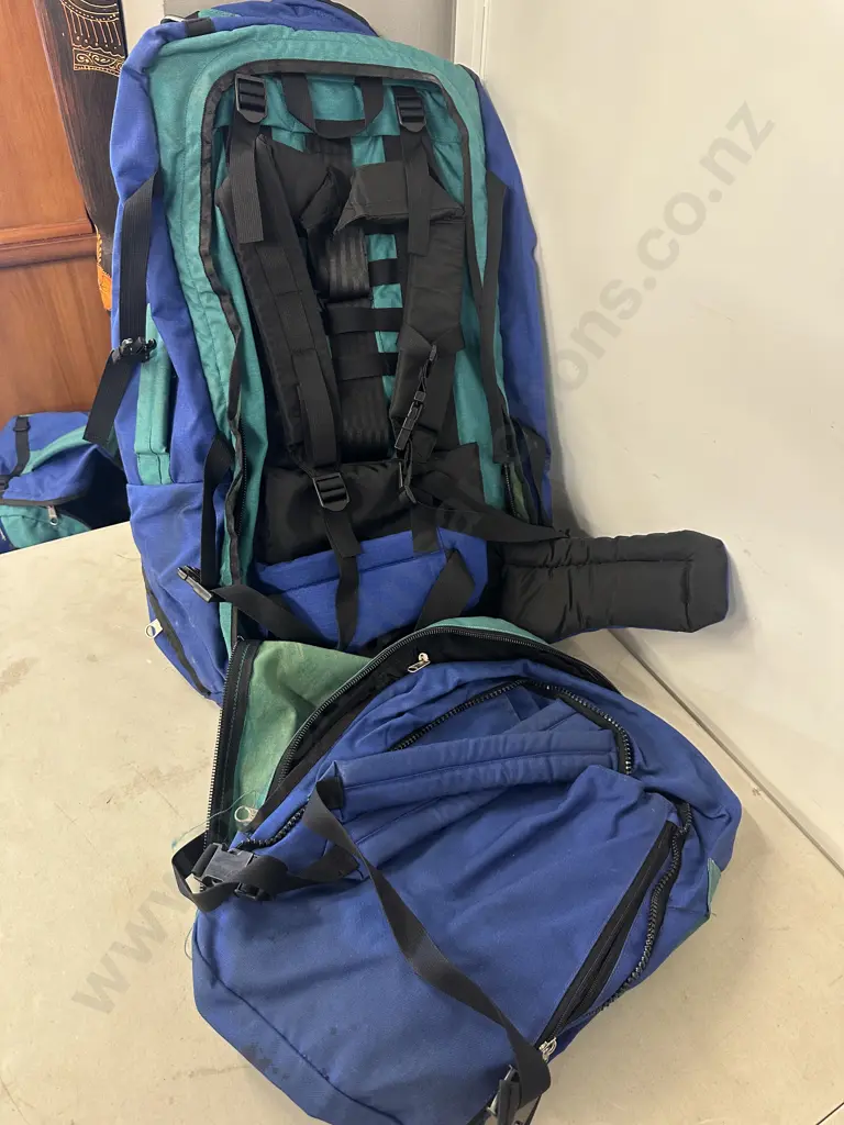 Kathmandu Back Pack Image 1++