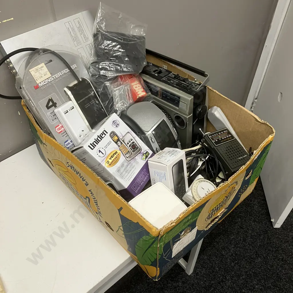 Box Lot Electronics, Leads, Plugs Etc Image 1++